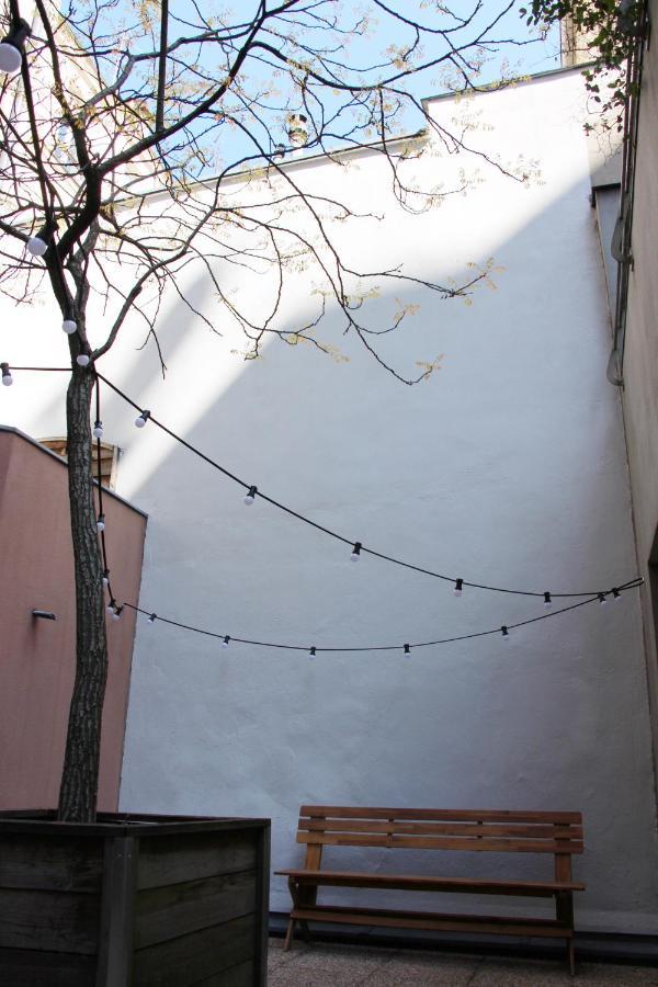 Ferienwohnung Le Patio D'Alesia Paris Exterior foto